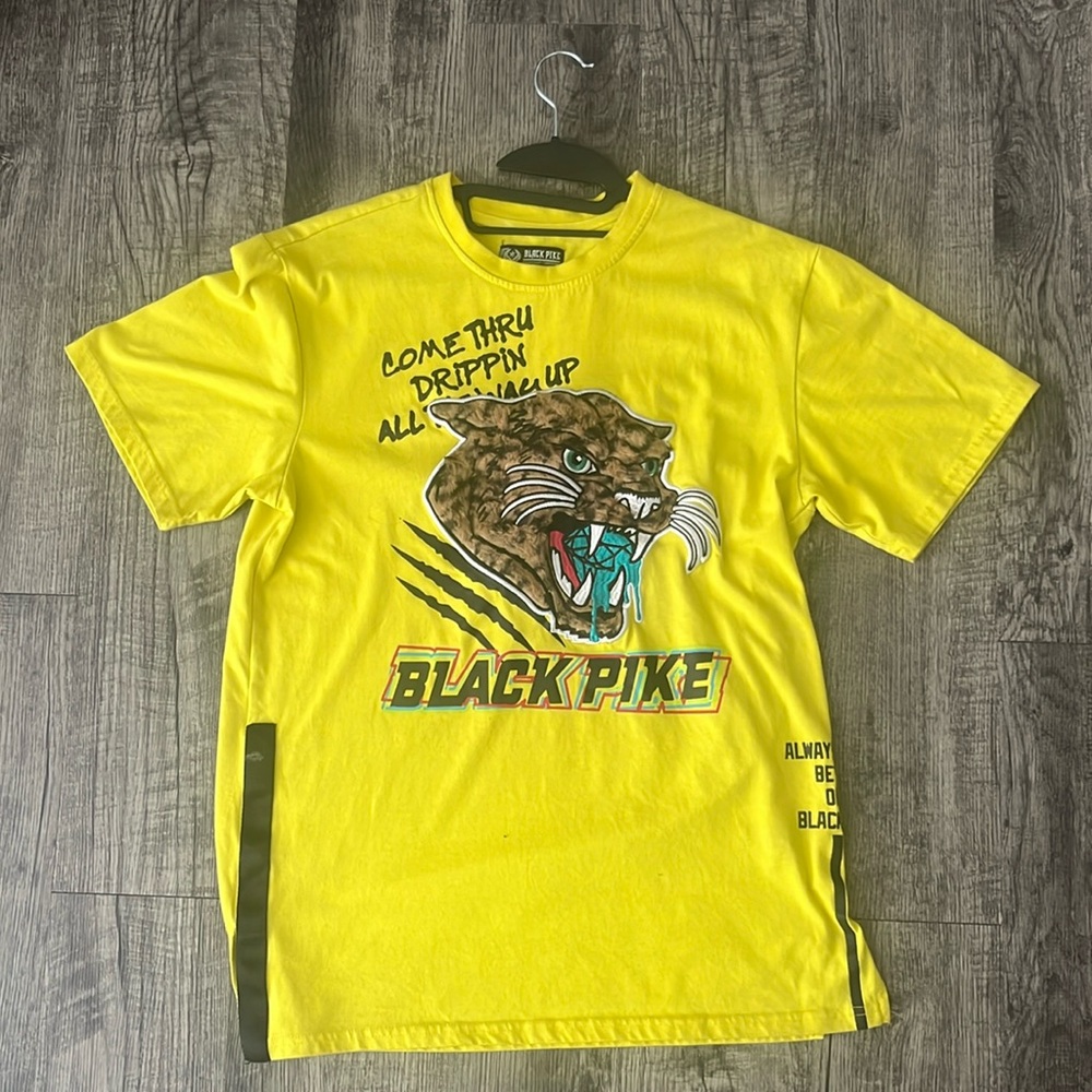 Yellow Black Pike Graphic Tee